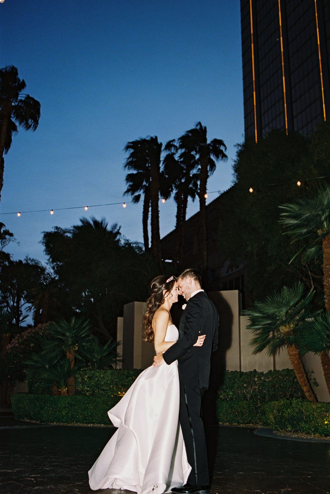 Alexandra & Christopher at the Four Seasons, photo 8