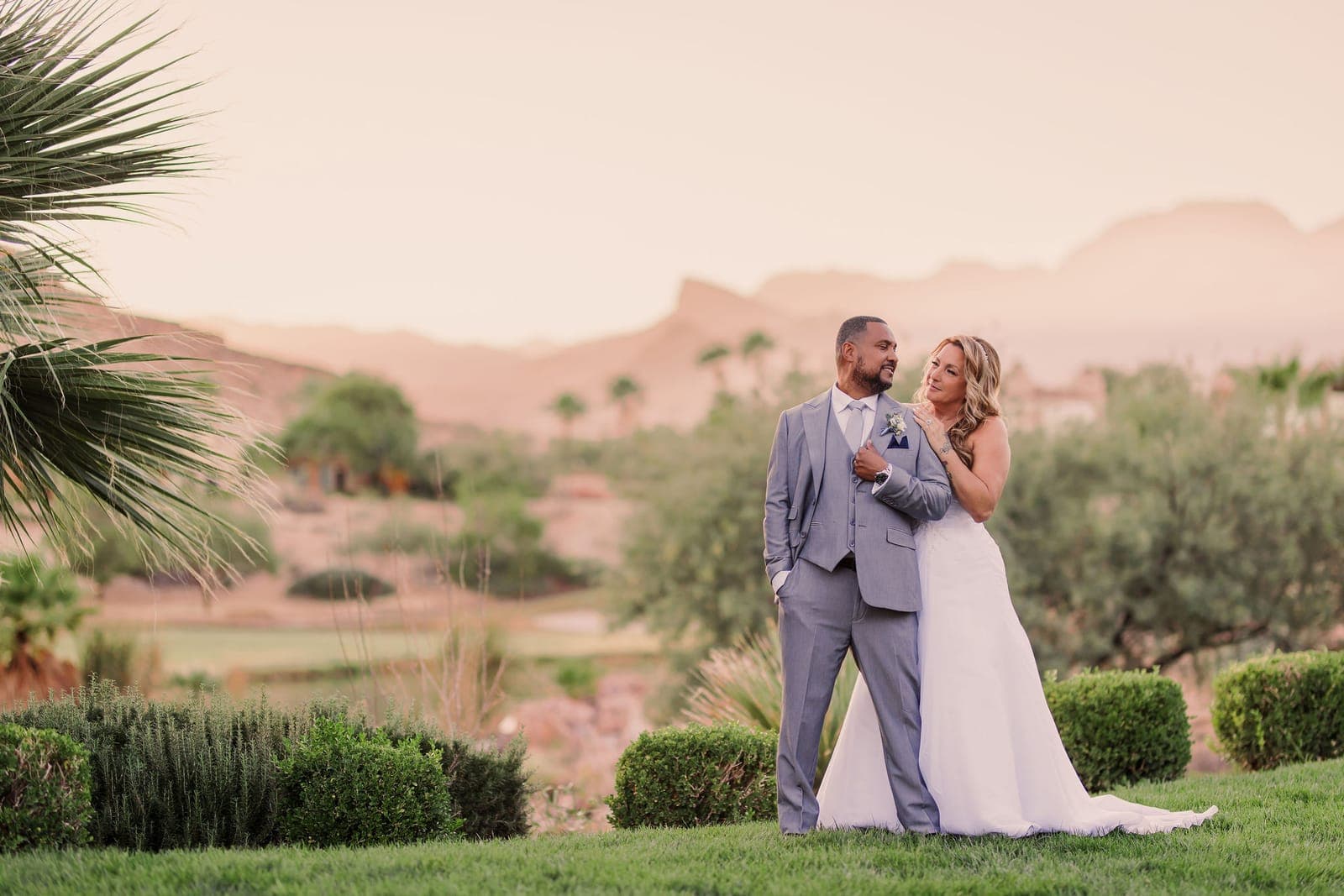 Annette & Rory at Red Rock Country Club, photo 8