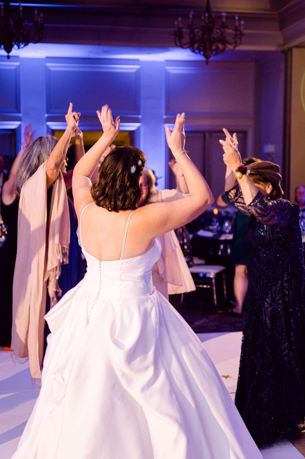 Carli & Hogan at JW Marriott, photo 5