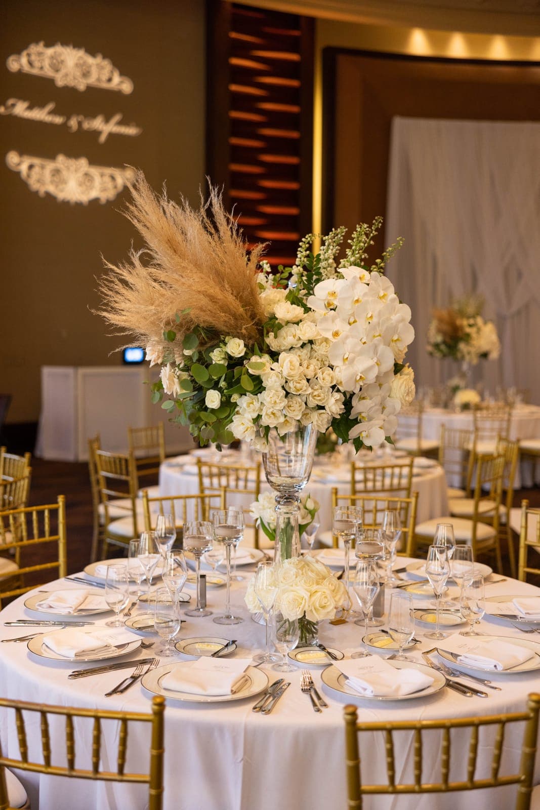 Stefanie & Matt at Red Rock Resort, photo 6