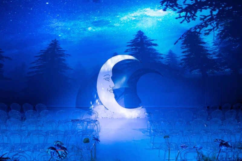 Moon_01