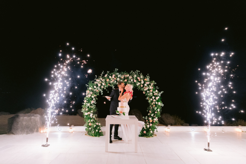 Rocabella-Santorini-Greece-Wedding-Photographer-103