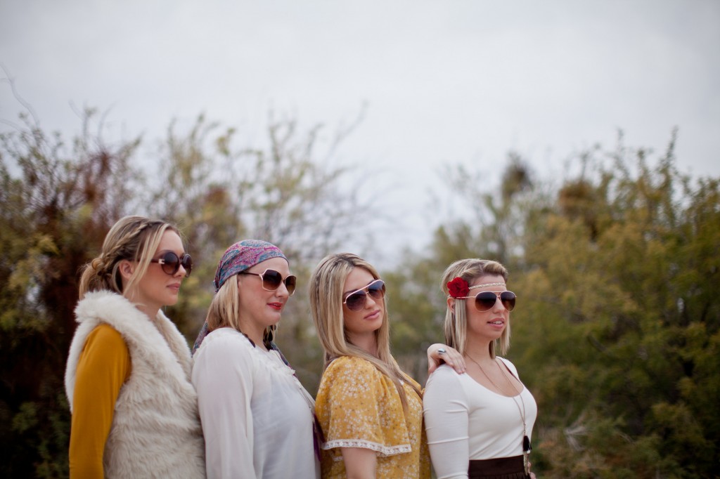 70s Inspired Holiday Photoshoot