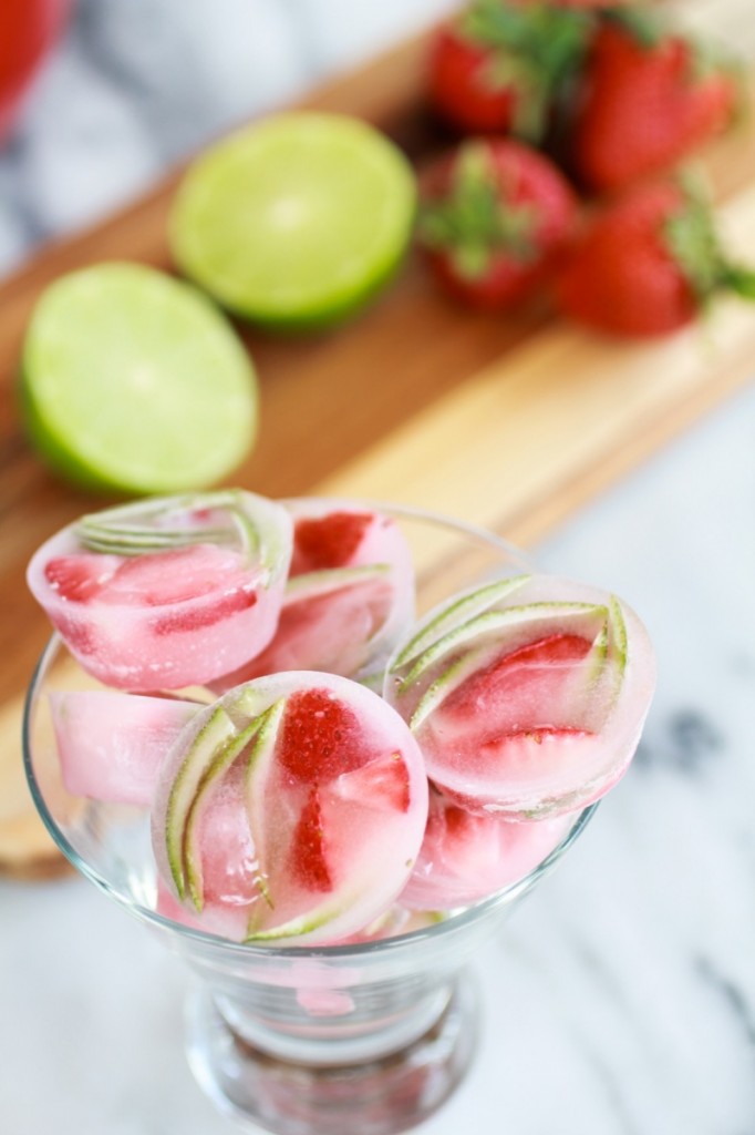 Sparkling-Strawberry-Basil-Limeade-with-Tequila-Sour-Lime-Ice-4